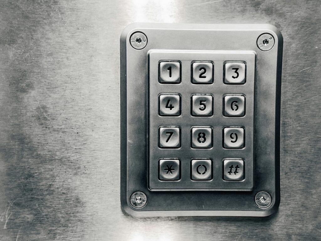 Passphrase vs. Passwort: Die richtige Sicherheitsmaßnahme wählen 1 Passphrase-Generator